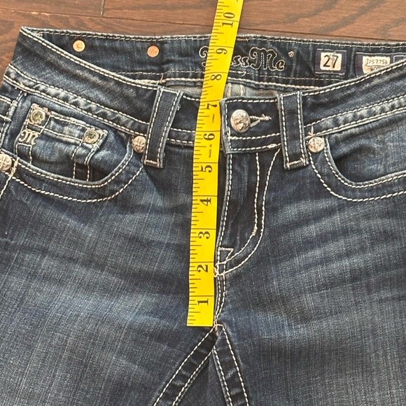 Miss Me Embellished Boot Cut Low Rise Jeans 27 x 34 Inseam - Picture 4 of 10